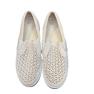 Vionic Kani Shoes Womens Size 6.5 Beige Suede Slip On Perforated Sneakers